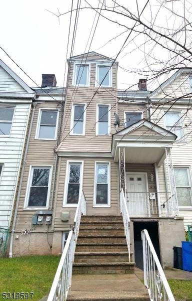 565 Jefferson Ave #2, Elizabeth City, NJ 07201