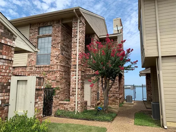 107 Oakbrook Drive,  Lewisville,  TX 75057