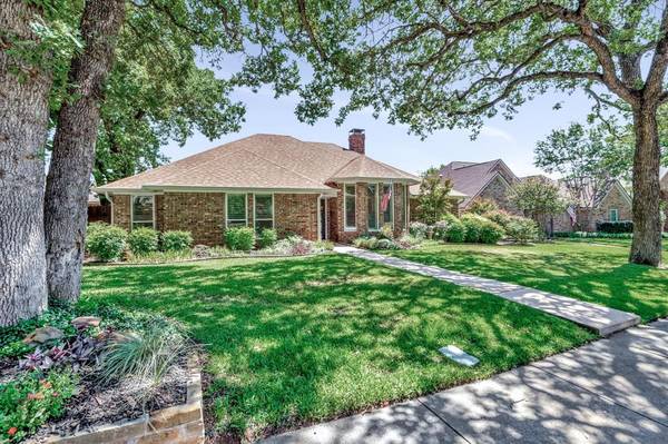 Grapevine, TX 76051,2916 Ridgebend Drive