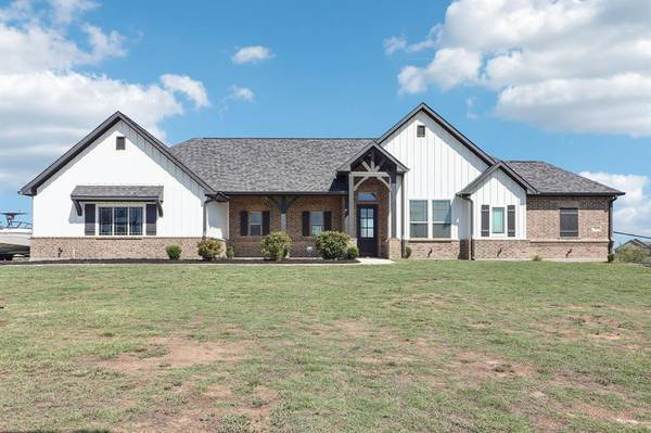 7105 Veal Station Road, Weatherford, TX 76085