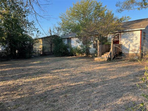 Jacksboro, TX 76458,213 S 6th Street