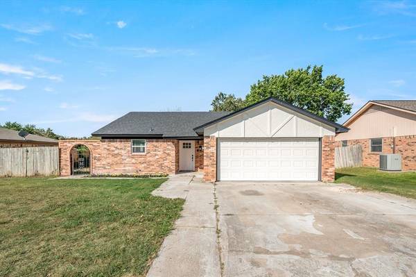 6513 Collard Court, North Richland Hills, TX 76182