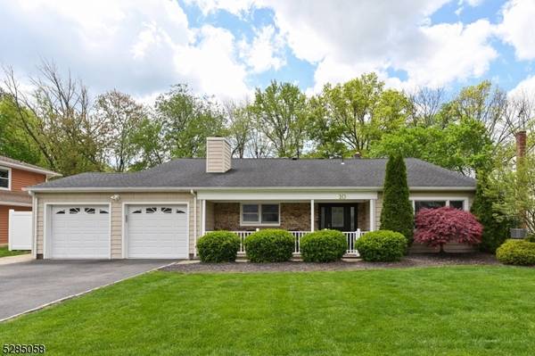 10 Bernadette Ct, Springfield Twp., NJ 07081