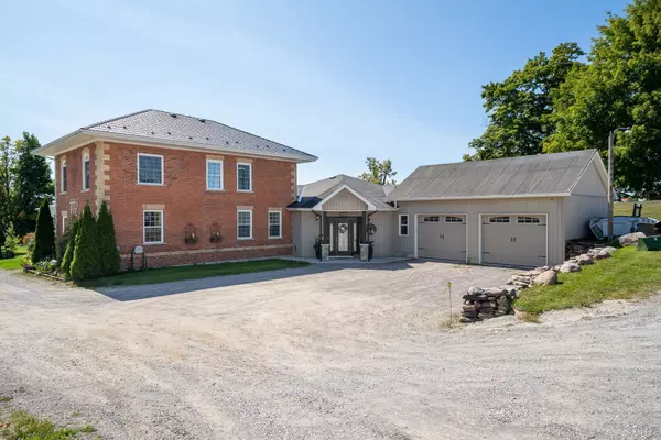 Smith-ennismore-lakefield, ON K9J 6X3,542 Lily Lake RD