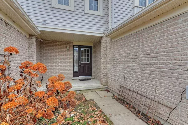 Guelph, ON N1L 1P8,24 Darling CRES