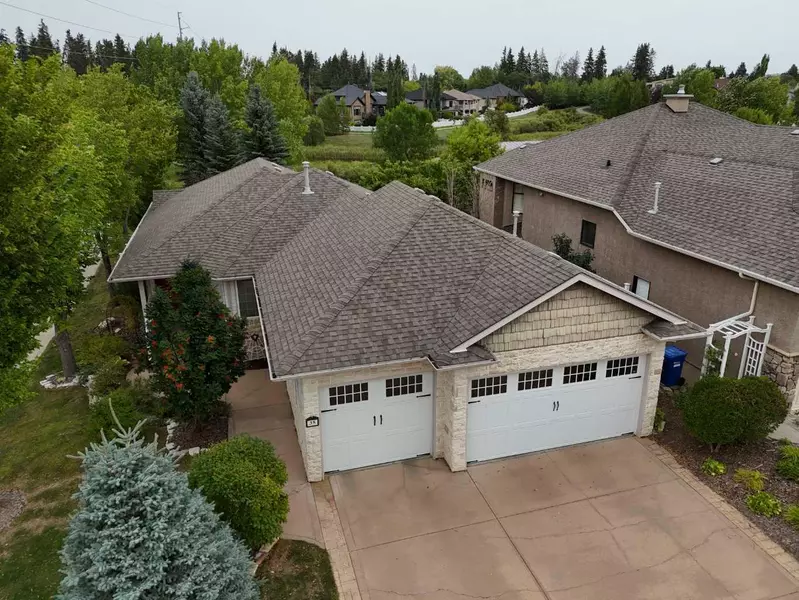 35 Weddell CRES, Red Deer, AB T4N 7E7