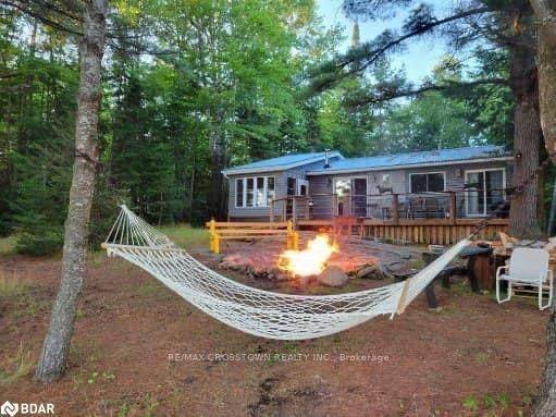 Bracebridge, ON P1L 1X3,1026 SOUTH BAY RD