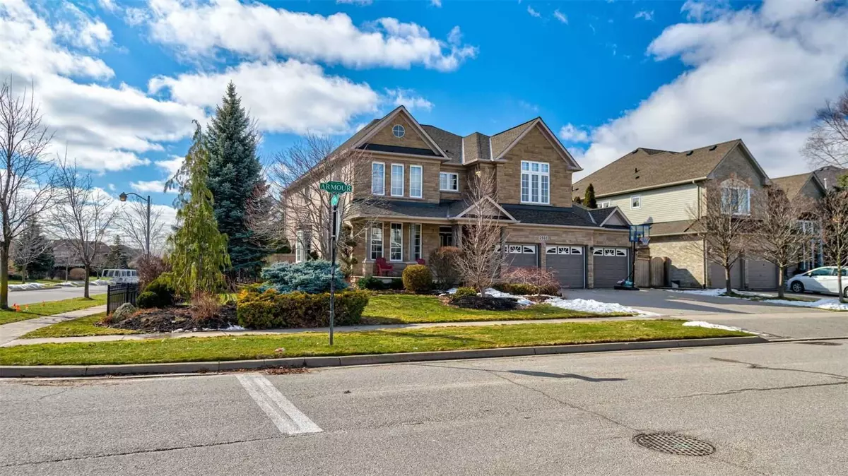 Halton, ON L6M 4S7,2502 Armour CRES