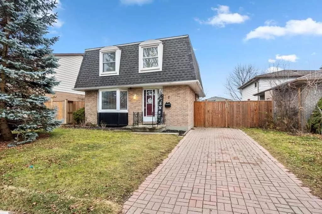 London, ON N5Z 4J1,7 Edmunds CRES