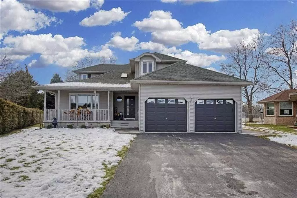 Norfolk, ON N0A 1N4,7 Briarlea CRES