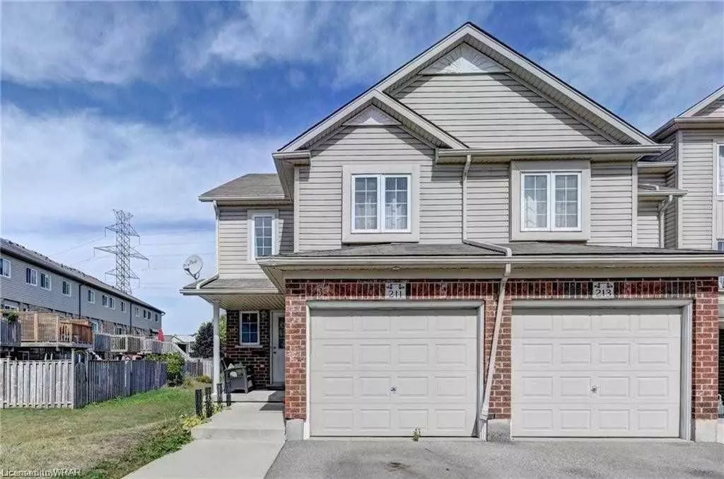 Kitchener, ON N2E 4J5,211 Red Clover CT