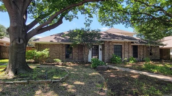 10126 Desert Willow Drive, Dallas, TX 75243