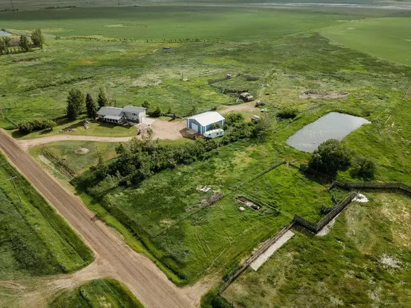 Rural Newell County Of, AB T1R1B2,182048 RGE RD 163