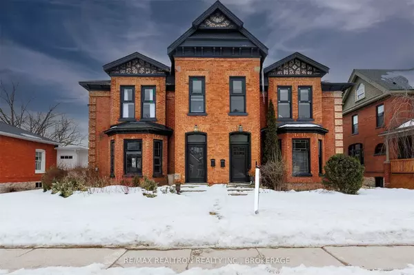 Collingwood, ON L9Y 1M3,74 & 76 Ontario ST