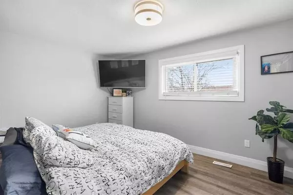 London, ON N5Z 4J1,7 Edmunds CRES