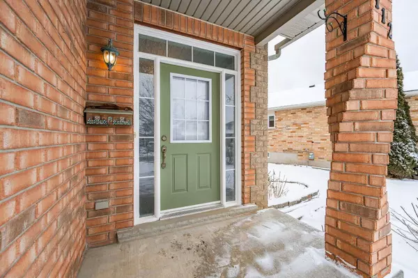 Kitchener, ON N2E 3T5,112 Cotton Grass ST