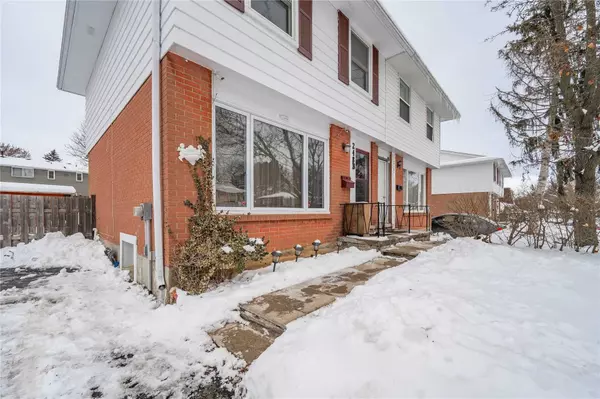 Waterloo, ON N2L 4S7,248B Cedarbrae AVE