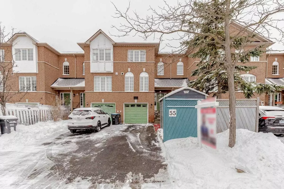 Brampton, ON L6V 4M2,65 Brickyard WAY #55