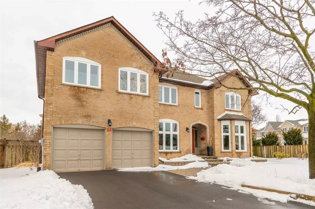 Oakville, ON L6H 4E9,48 Milbourne CRES