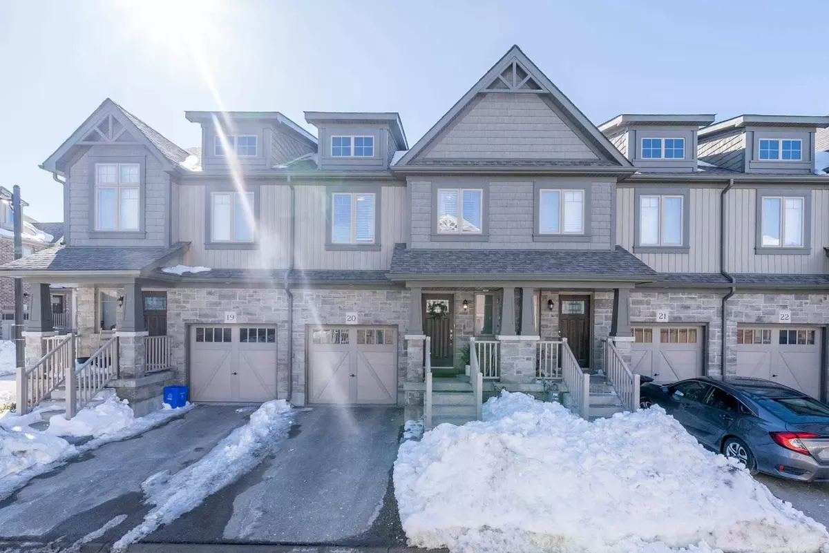 Dufferin, ON L9W 6X3,124 Parkinson CRES #20