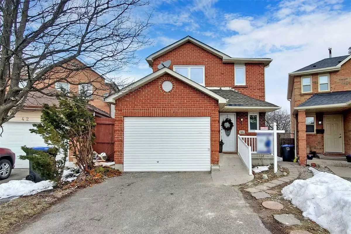 Brampton, ON L6Y 2W9,44 Sheldrake CT