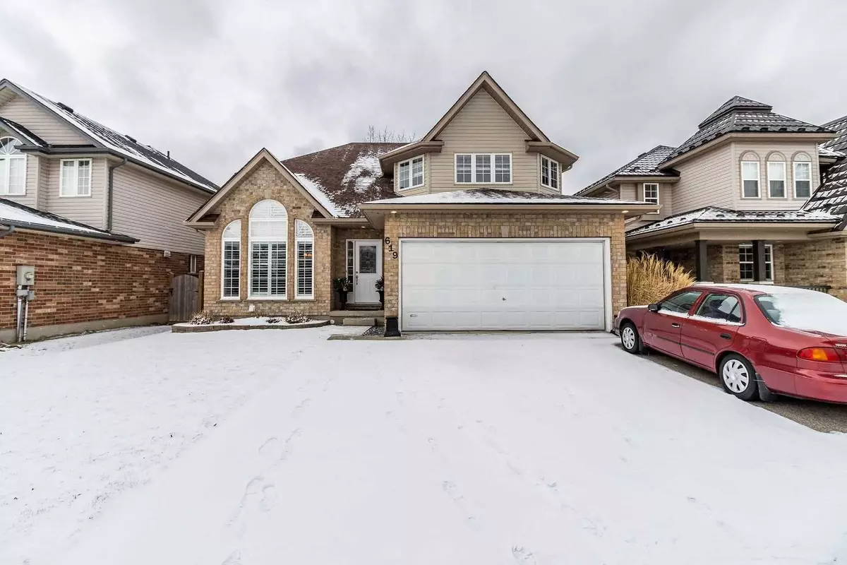 Kitchener, ON N2R 1S9,619 Rush Meadow CRES