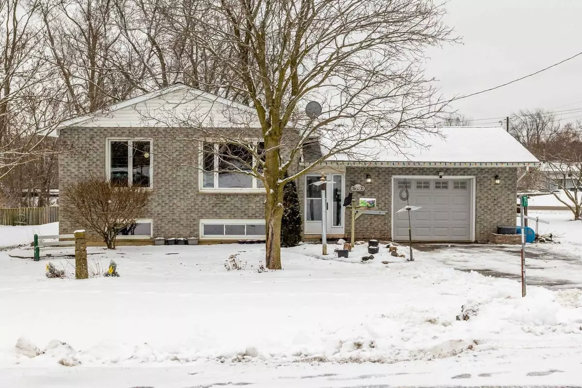 Peterborough, ON K9L 1E2,79 Roxton RD