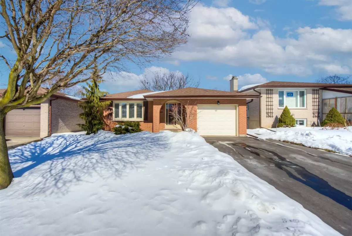 Waterloo, ON N2V 1E5,181 Morningdale CRES