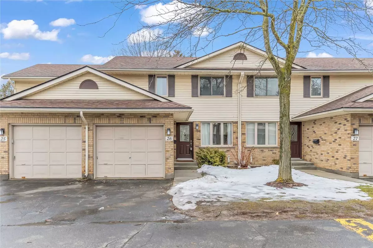 Waterloo, ON N2K 3N7,375 Kingscourt DR #26