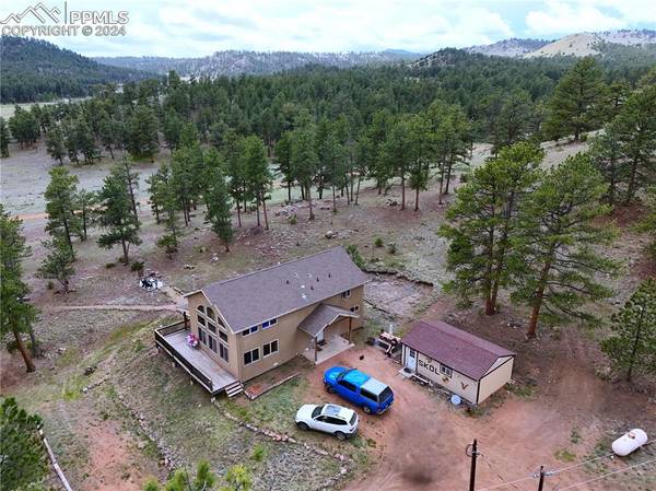 Florissant, CO 80816,147 Chinook LN