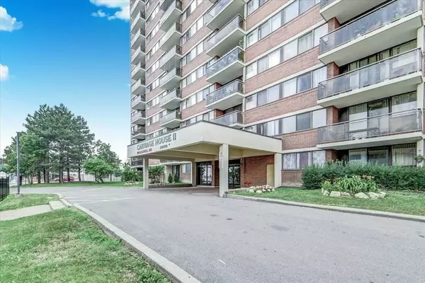 Toronto E11, ON M1B 3R5,99 Blackwell AVE #212