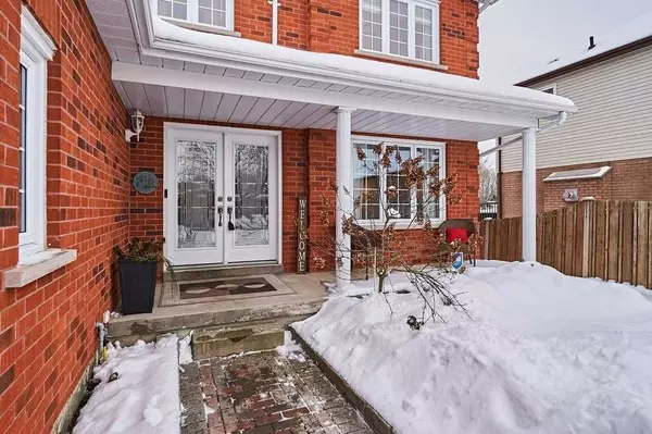 Clarington, ON L1E 2V6,33 Living CT