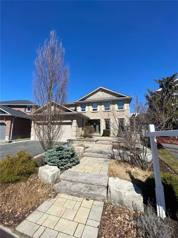 Oshawa, ON L1K 2G5,955 Peggoty CIR