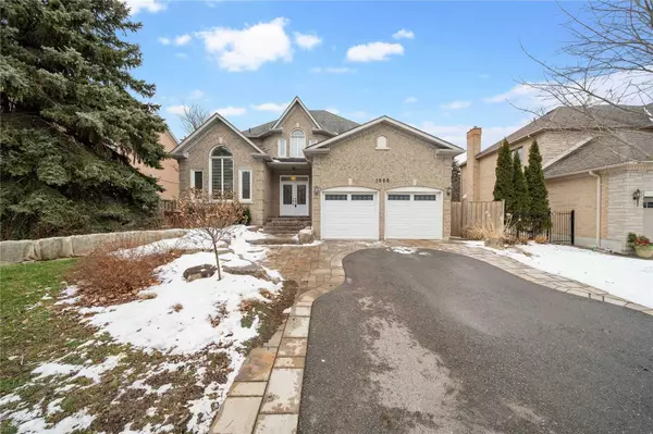 Newmarket, ON L3X 1M6,1068 Stonehaven AVE