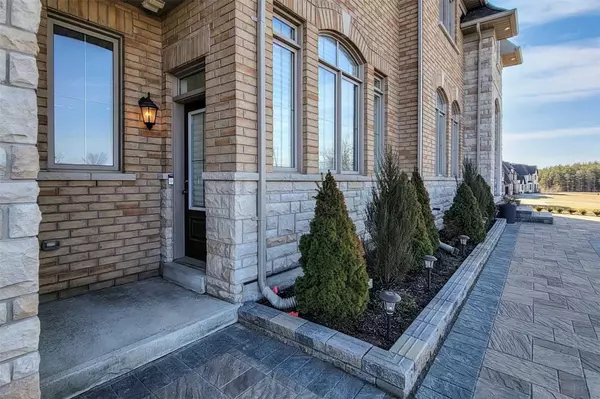 Whitchurch-stouffville, ON L4A 1R9,5 Pleasant Valley DR