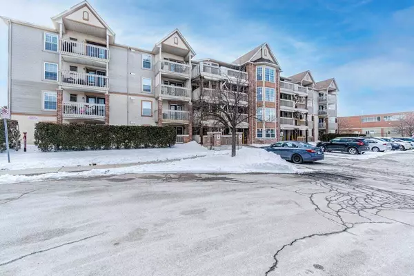 Burlington, ON L7M 4M1,4003 Kilmer DR #111