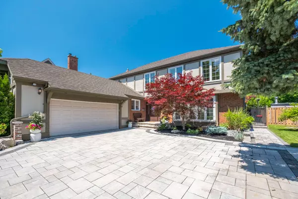 Oakville, ON L6M 1B8,1071 Rockcliffe CT