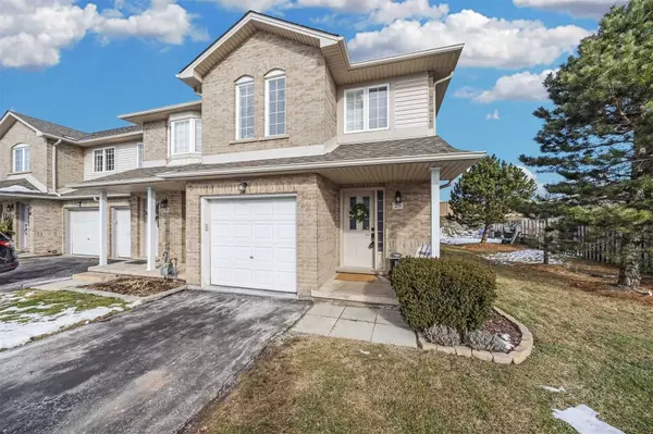 Grimsby, ON L3M 5P3,24 Kenyon CRES #29