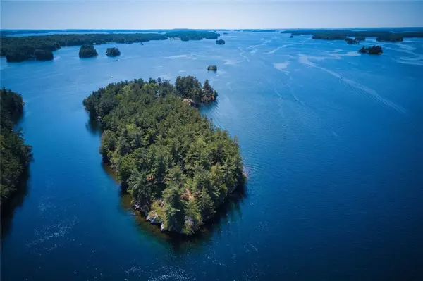 Leeds & The Thousand Islands, ON K0E 1L0,1 Myers Island N/A