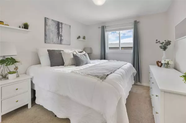 Brant, ON N3P 2A1,61 Branlyn CRES