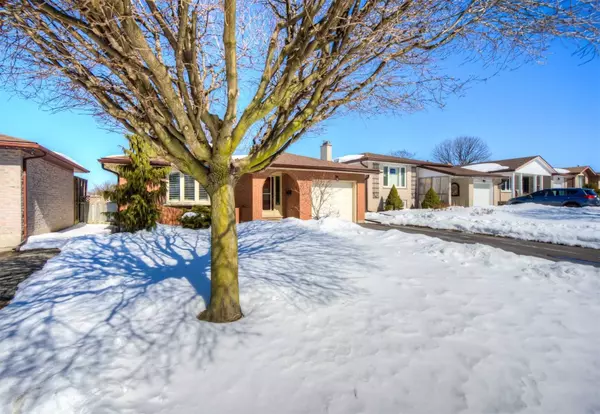 Waterloo, ON N2V 1E5,181 Morningdale CRES