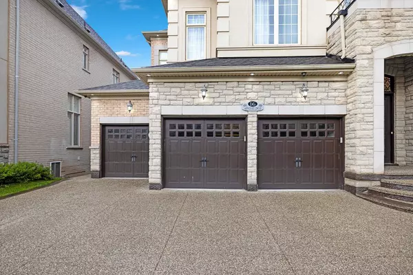 Brampton, ON L6X 2M4,16 Agincourt CIR