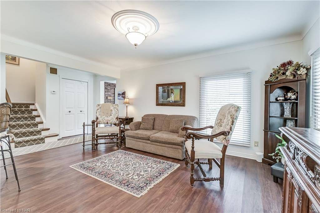St. Catharines, ON L2N 6W3,33 CAMBRIA DR