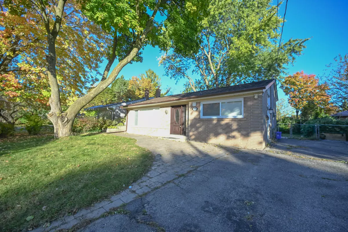 Richmond Hill, ON L4C 1R9,313 Paliser CRES S