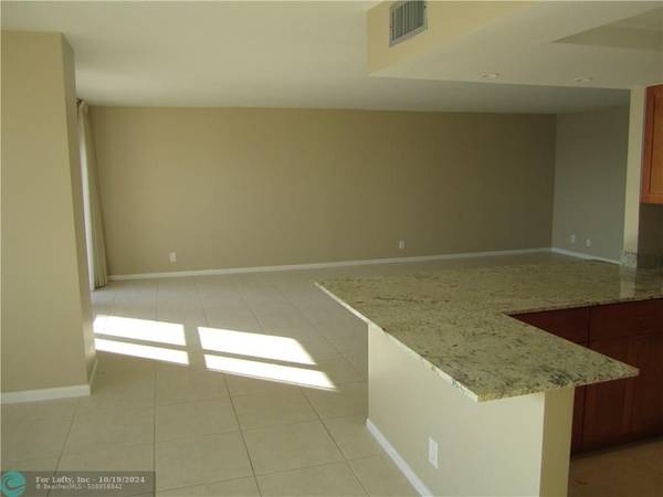 Lauderdale By The Sea, FL 33062,1800 S Ocean Blvd  #1211