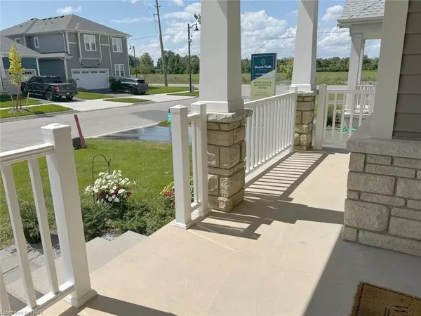 Fort Erie, ON L0S 1N0,11 BEACHWALK CRES