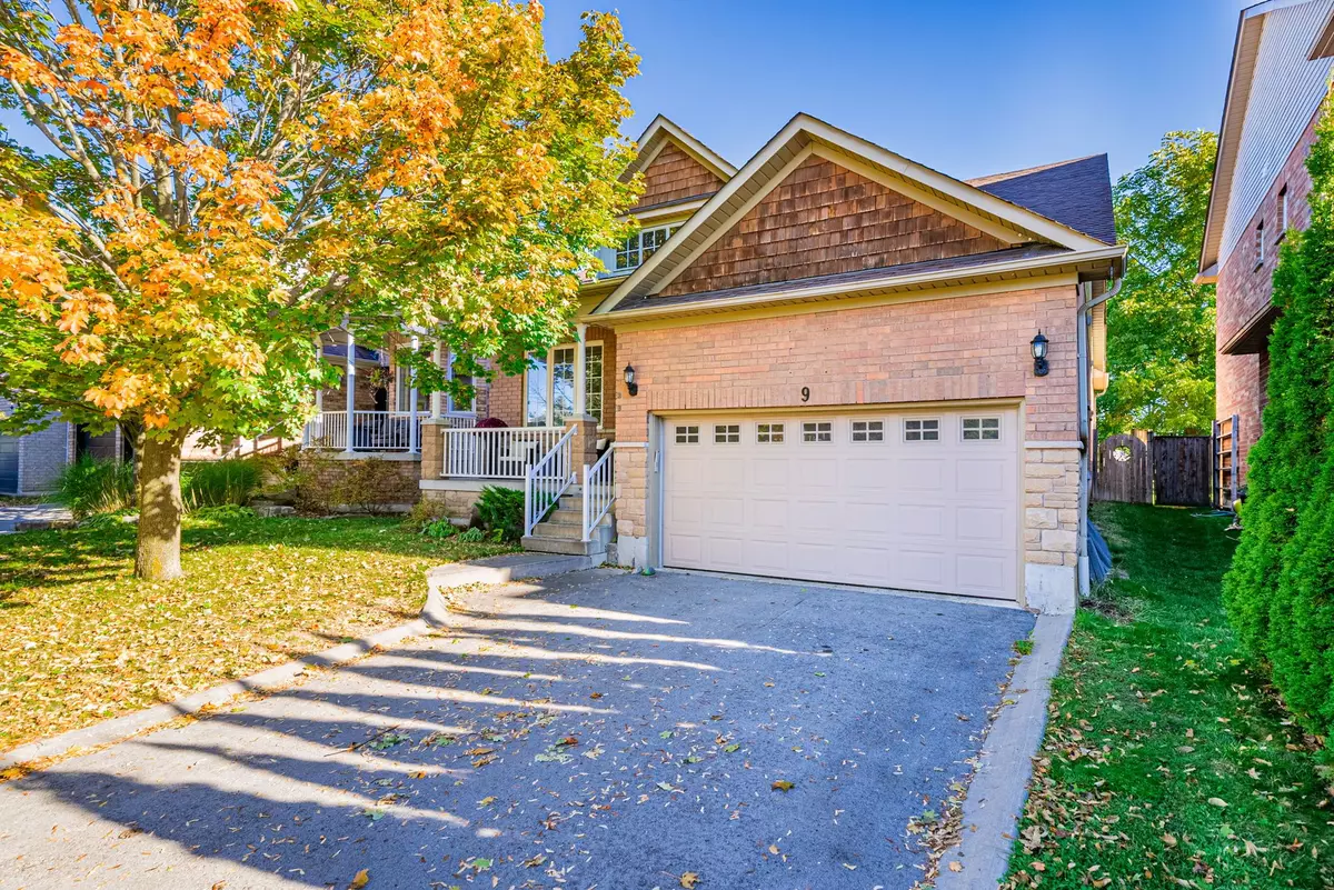 Whitby, ON L1M 2B1,9 Darius Harns DR