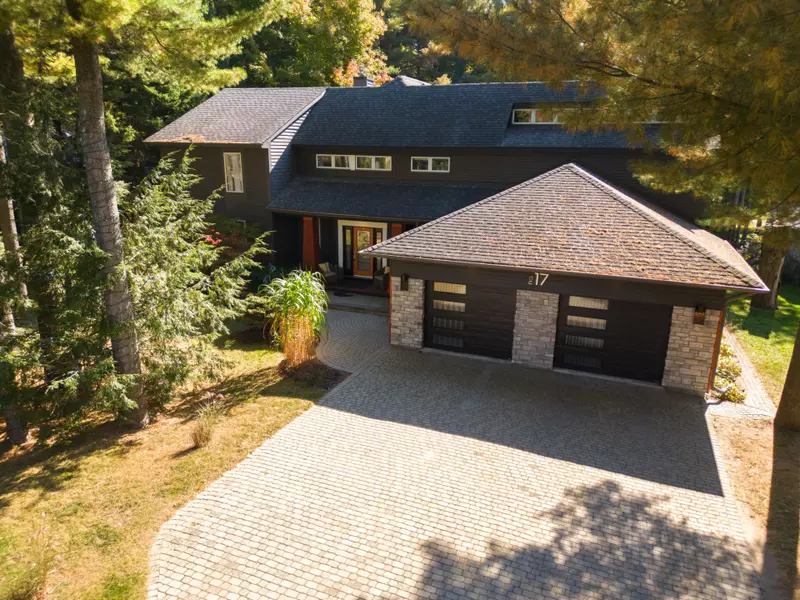 17 Highland DR, Oro-medonte, ON L0L 2L0