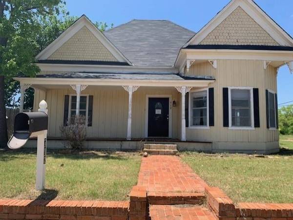 712 S Central Avenue, Hamlin, TX 79520