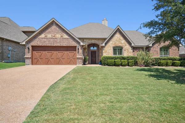 377 Spyglass Drive, Willow Park, TX 76008